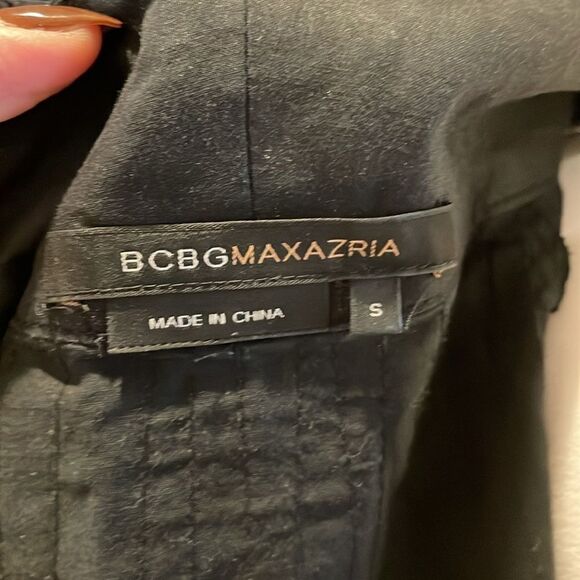 BCBGMAXAZRIA black textured cocktail black jacket, short sleeve - Picture 8 of 9